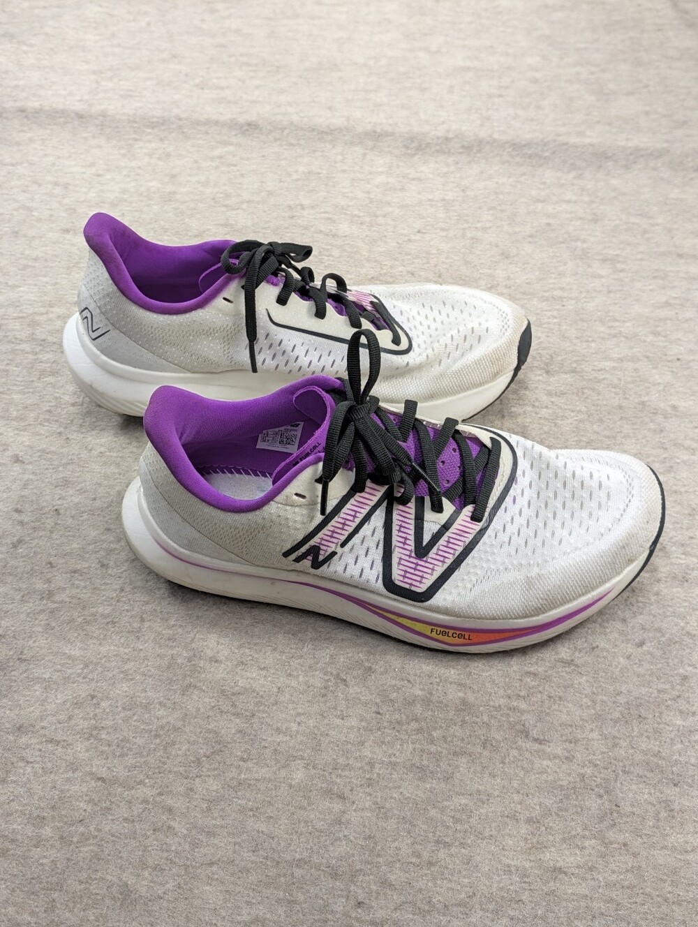 New Balance Fuel Cell Rebel Women's Running Shoes White Purple Lightweight 9.5